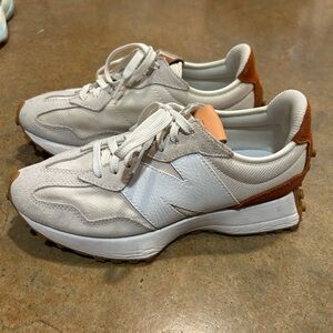 New balance 327